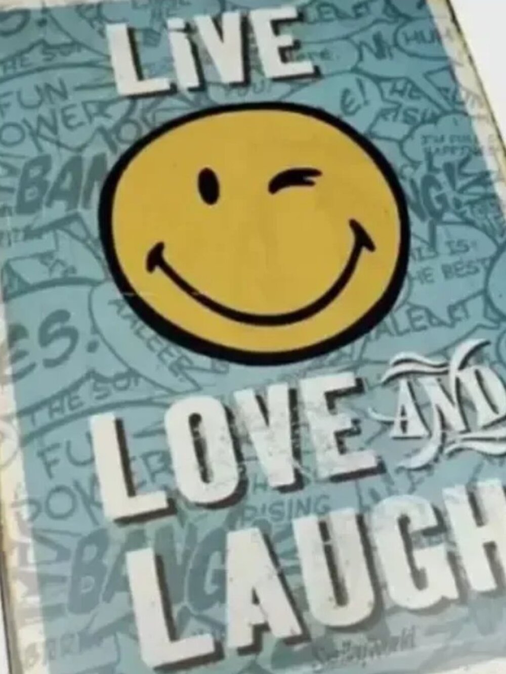 SMILE Retro "Live Love and Laugh" Tin Metal Sign Wall Decor